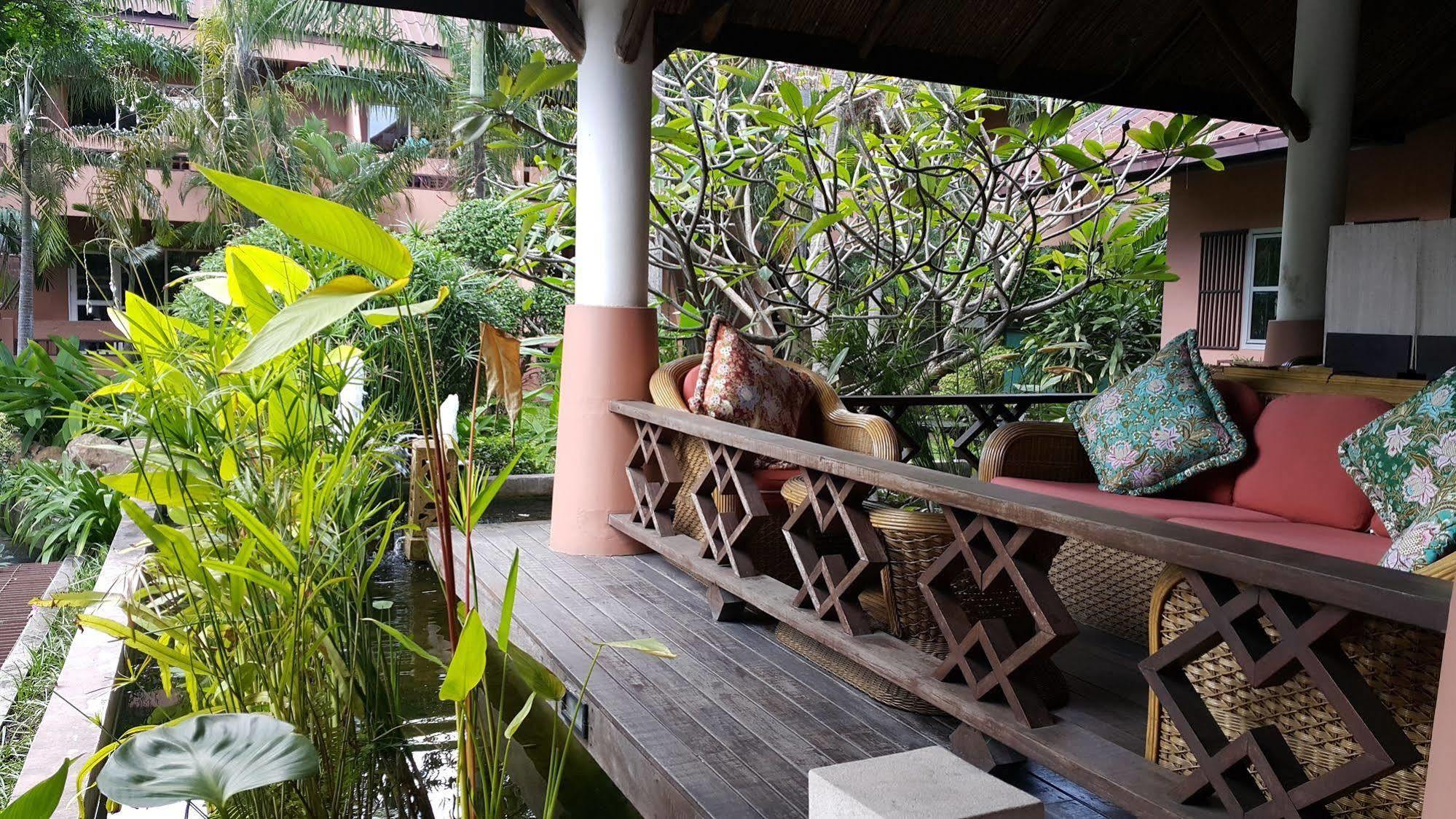 Loma Resort & Spa Pattaya Ngoại thất bức ảnh