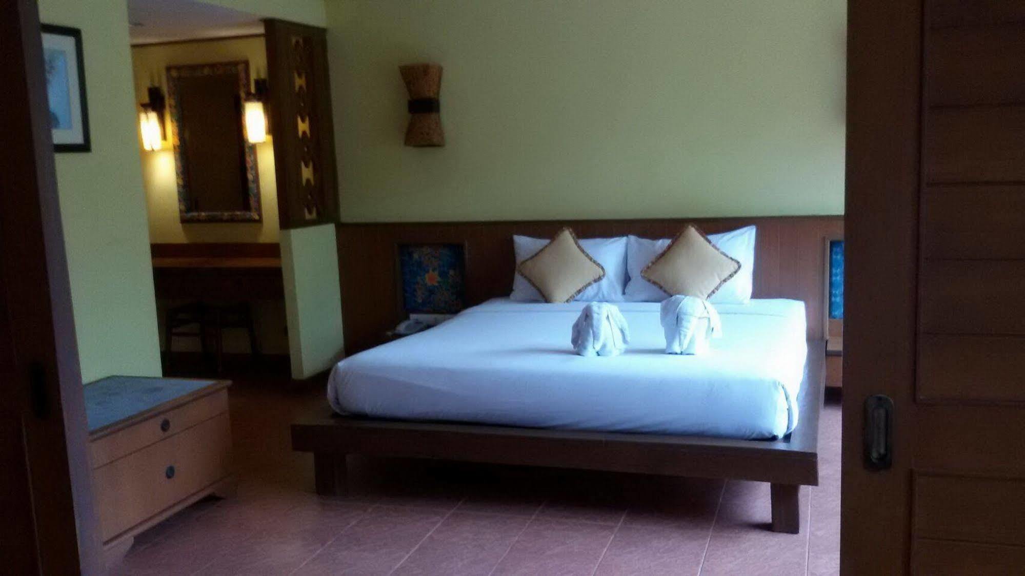 Loma Resort & Spa Pattaya Ngoại thất bức ảnh